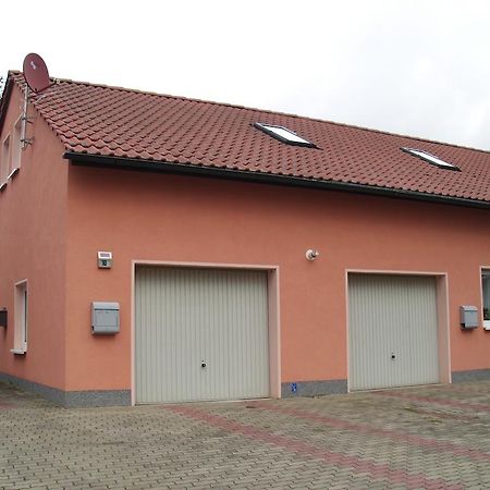 Ferienwohnung Am Dorfplatz Wittenberg Szoba fotó