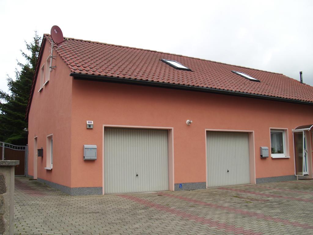 Ferienwohnung Am Dorfplatz Wittenberg Szoba fotó