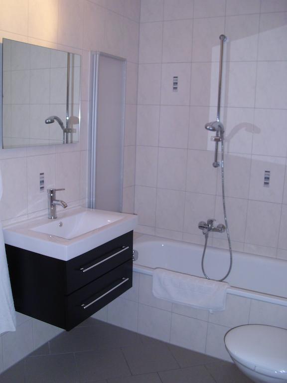 Ferienwohnung Am Dorfplatz Wittenberg Szoba fotó